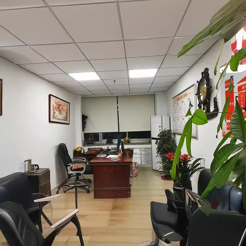 �������Ǵ��ξ���,���ͼƬ�Ŵ�