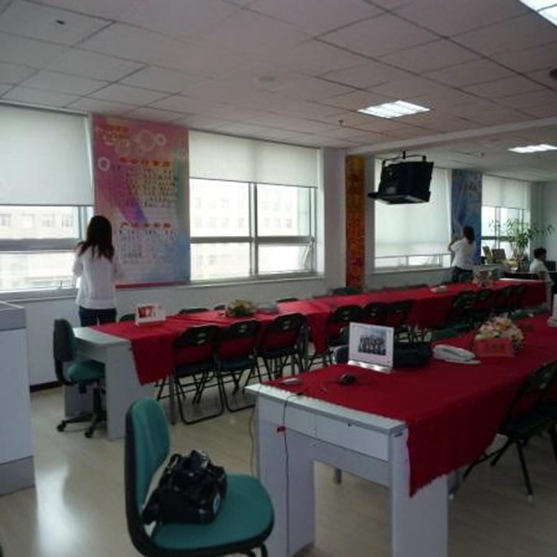 �������Ǵ��ξ���,���ͼƬ�Ŵ�